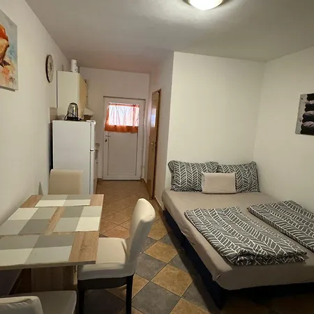 Apartment Mt